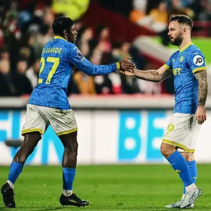 Wolves Fight Back but Stay Bottom in Chaos